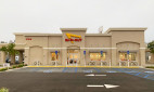 New In-N-Out Burger Opens in Valencia Near Magic Mountain