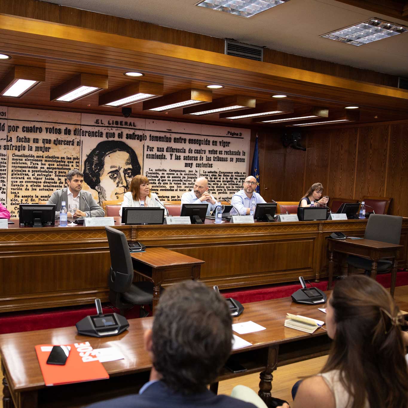 Javier Moreno Urges Senate to Ban Cages for Over 300 Million Animals in the EU